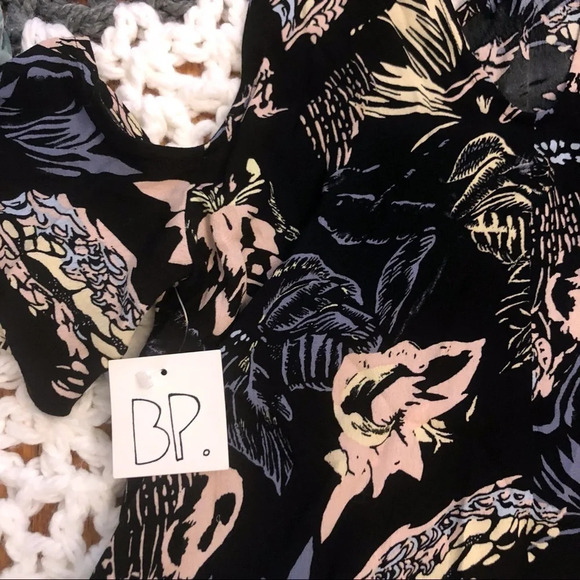 BP Nordstrom | Floral Cold Shoulder Top NWT - Picture 6 of 7